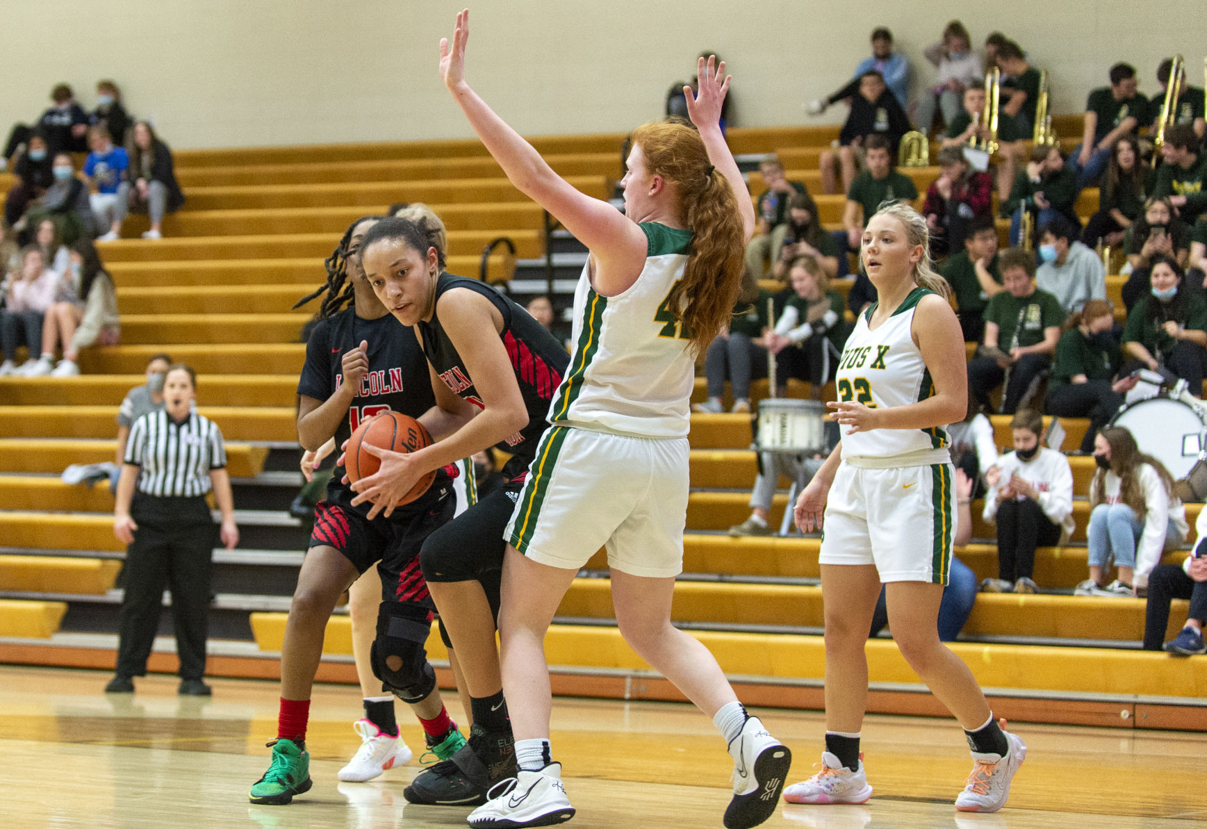 Lincoln High vs. Lincoln Pius X, 1.14